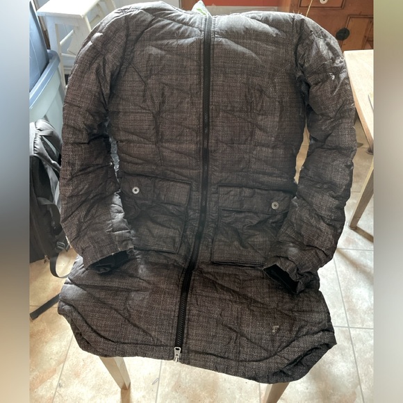 Colombia Woman’s Winter Coat - Picture 1 of 6